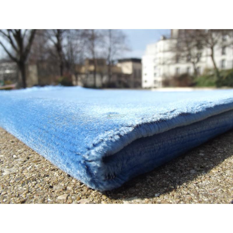 tapis-de-priere-velours-luxe-couleur-unie-bleu-pastel